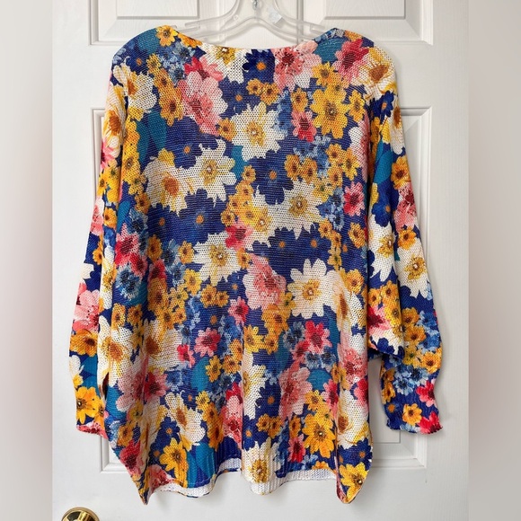 Luisa Ricci Made in Italy Oversized Floral Mesh Top XL-3X - Picture 7 of 11